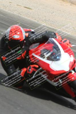 media/May-05-2025-Moto Forza (Mon) [[3c1838c5e5]]/3-C Group/Session 2 (Turn 7 Inside)/